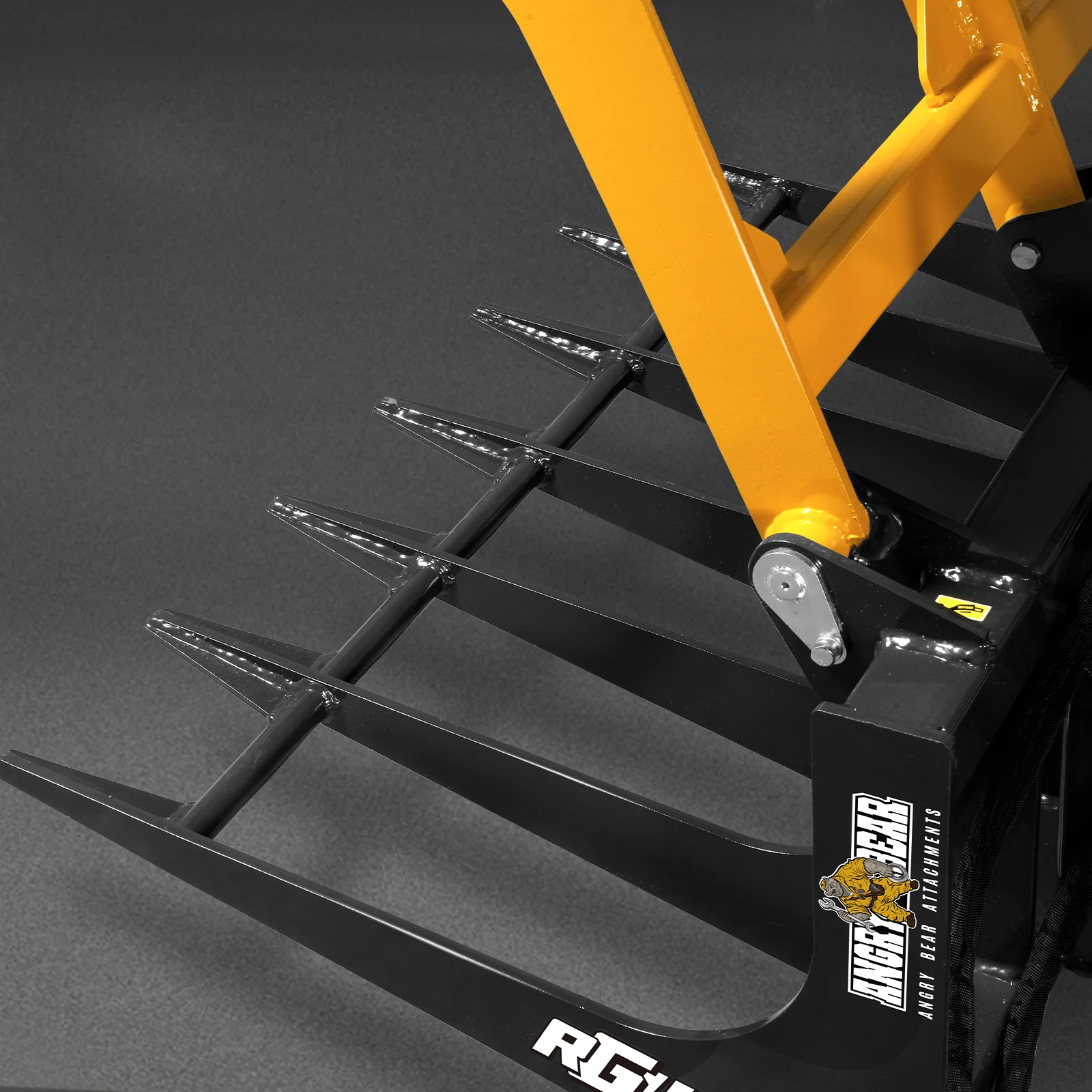 42" Mini Skid Steer Skeleton Grapple Attachment,   24" Arm Opening,  2000 lb Weight Capacity - Image 9