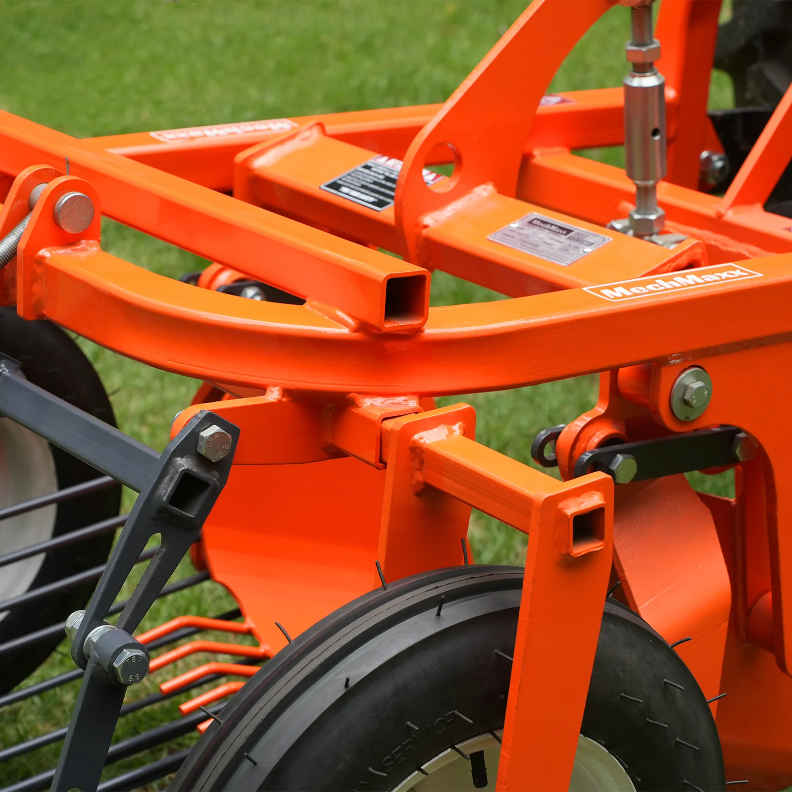 3 Point One Row Potato Harvester Potato Digger Picker PTO Driven,  PH19 - Image 6