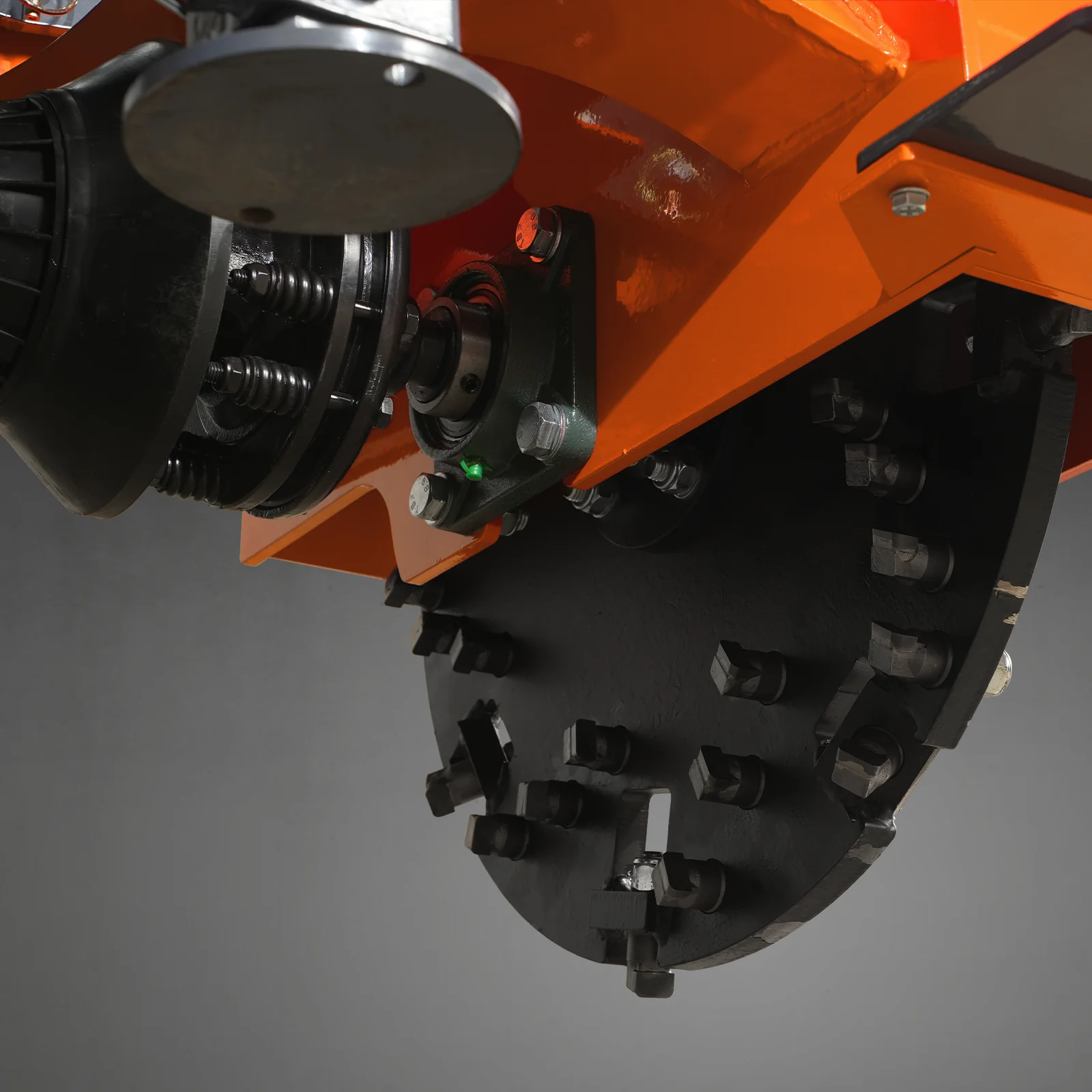 3-Point PTO Stump Grinder with 34 Carbide Teeth (PTO Shaft Included with Slip Clutch),  for 15-45HP Tractor,  SG24 - Image 10