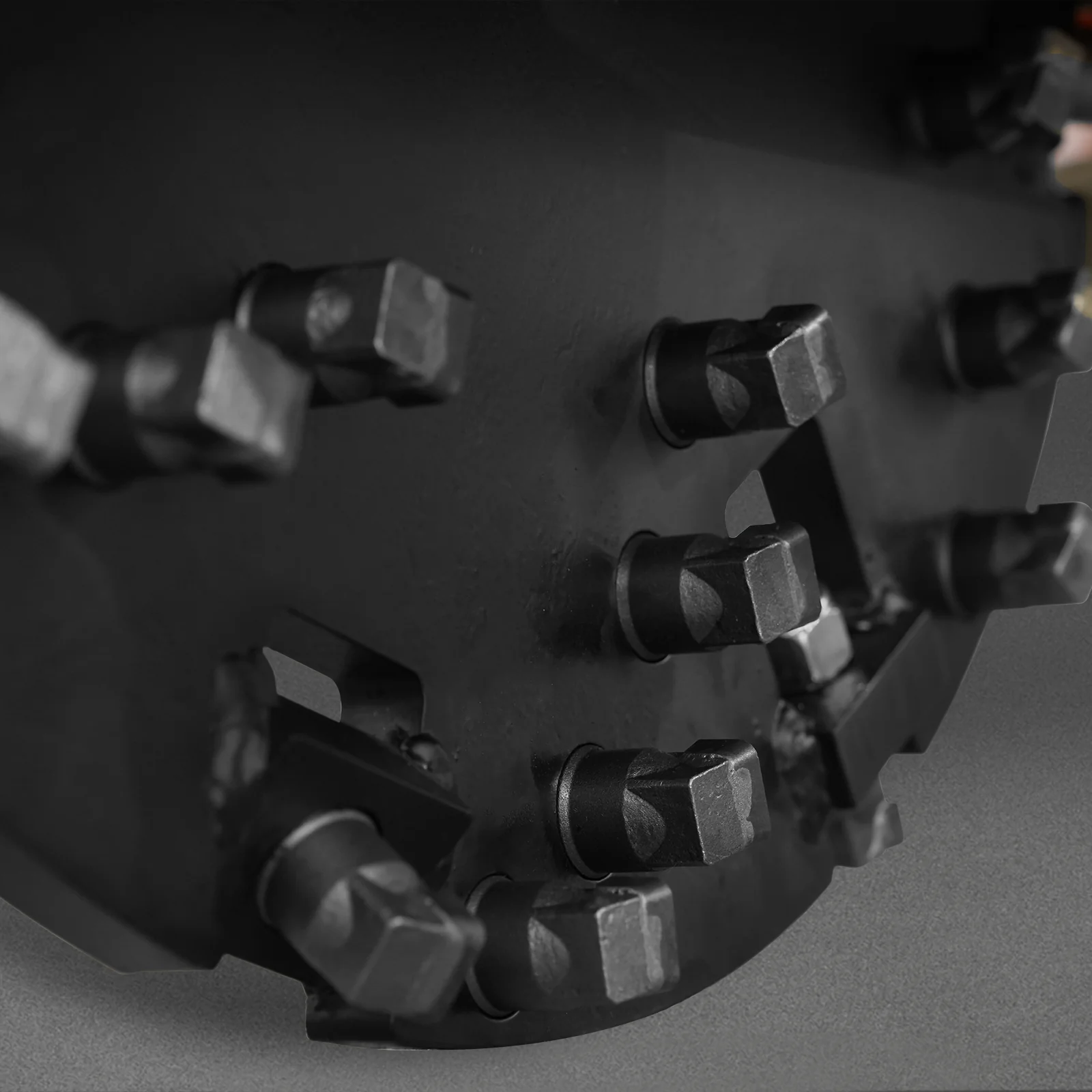 3-Point PTO Stump Grinder with 34 Carbide Teeth (PTO Shaft Included with Slip Clutch),  for 15-45HP Tractor,  SG24 - Image 16