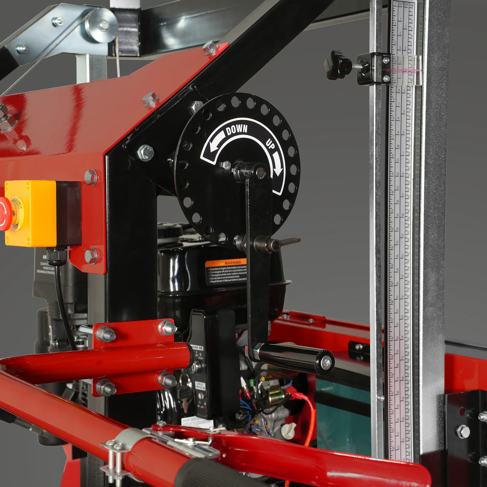 32" Portable Sawmill (5 x Blades Included),  459cc 15HP E-Start Gasoline Engine,  26.5" Board Width,  20' Track Length (13' Track Length + 6.4' Track Extension Included) ,  SM-32 - Image 11