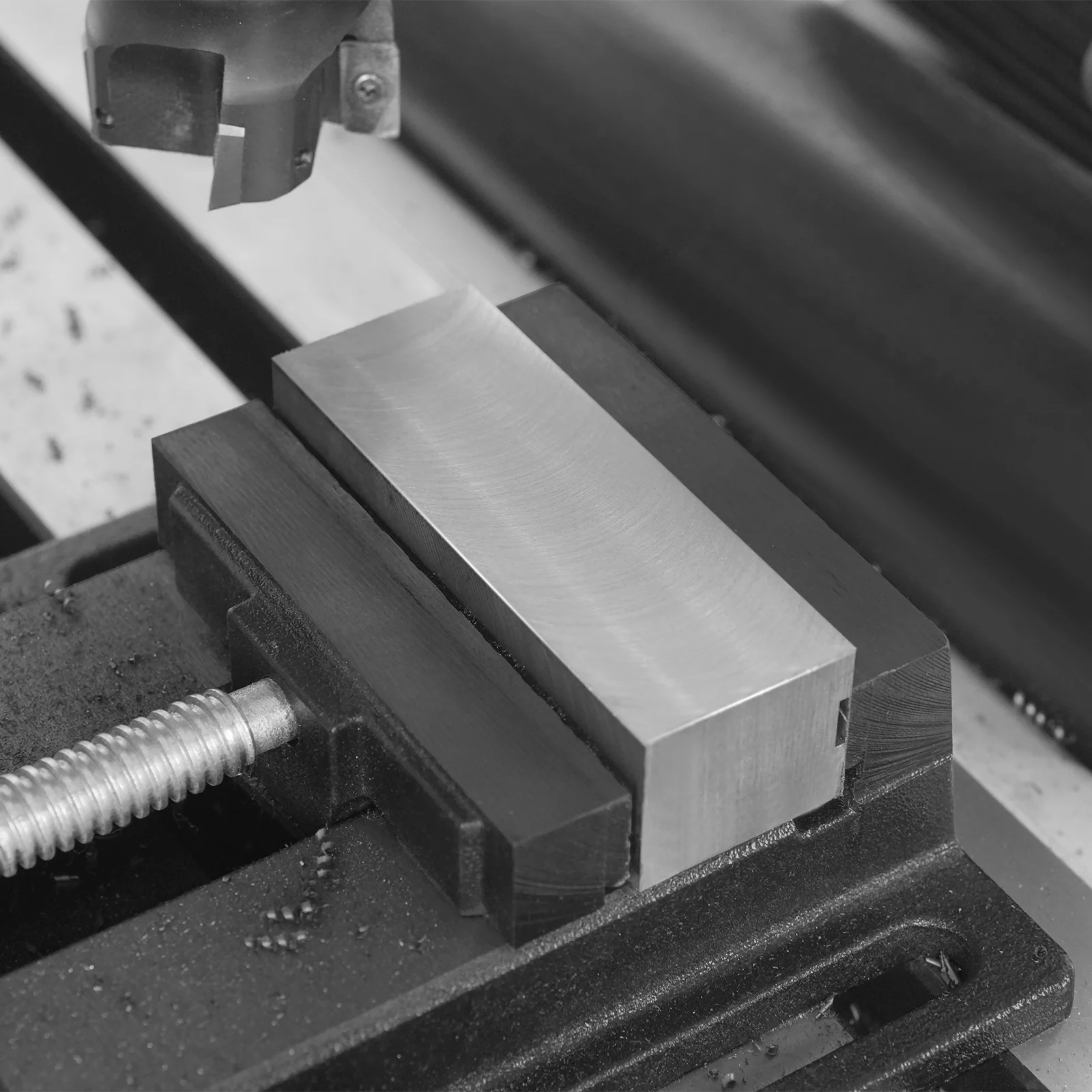 8-1/4"x33'' Industrial Benchtop Mill Drill Machine with DRO, Variable Speed, Brushless Motor, R8 Spindle, 2 HP, 110V, Compact Milling Drilling Tool for Garage Shop, DIY Metalworking without Stand VM32LD - Image 25