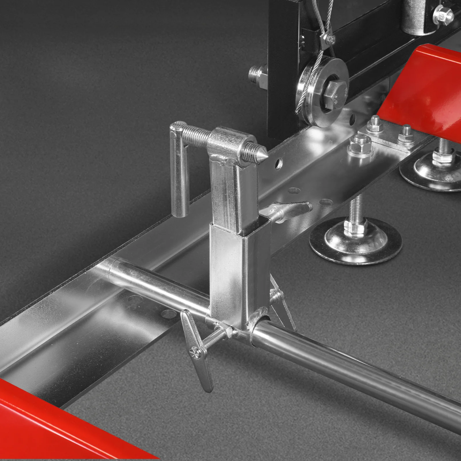 18" Portable Sawmill,  212cc 7HP Gasoline Engine,  15" Board  Width,  10' Track Length ,  SM-18 - Image 5