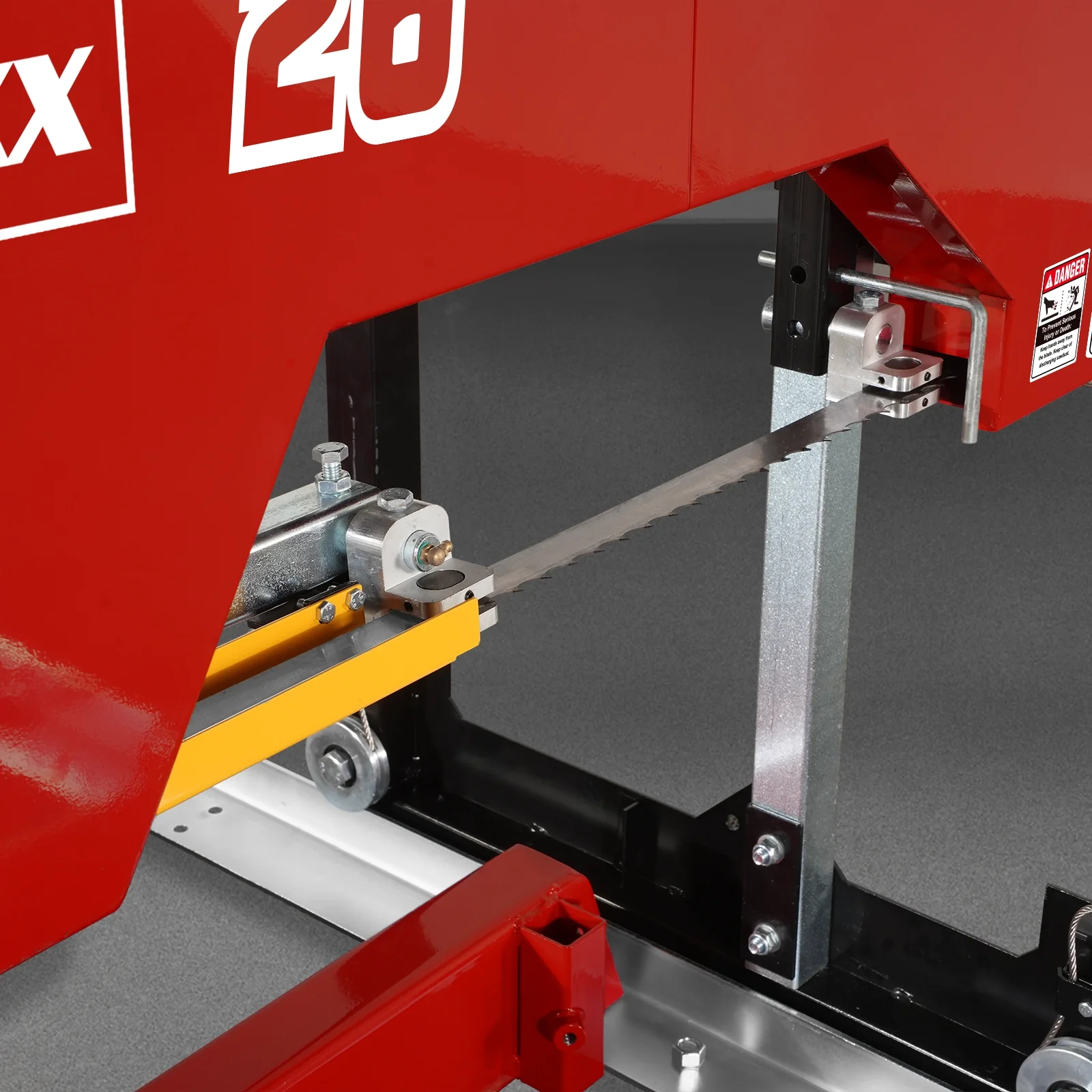 26" Portable Sawmill,  459cc 15HP E-Start Gasoline Engine,  20" Board  Width,  13' Track Length ,  SM-26 - Image 4