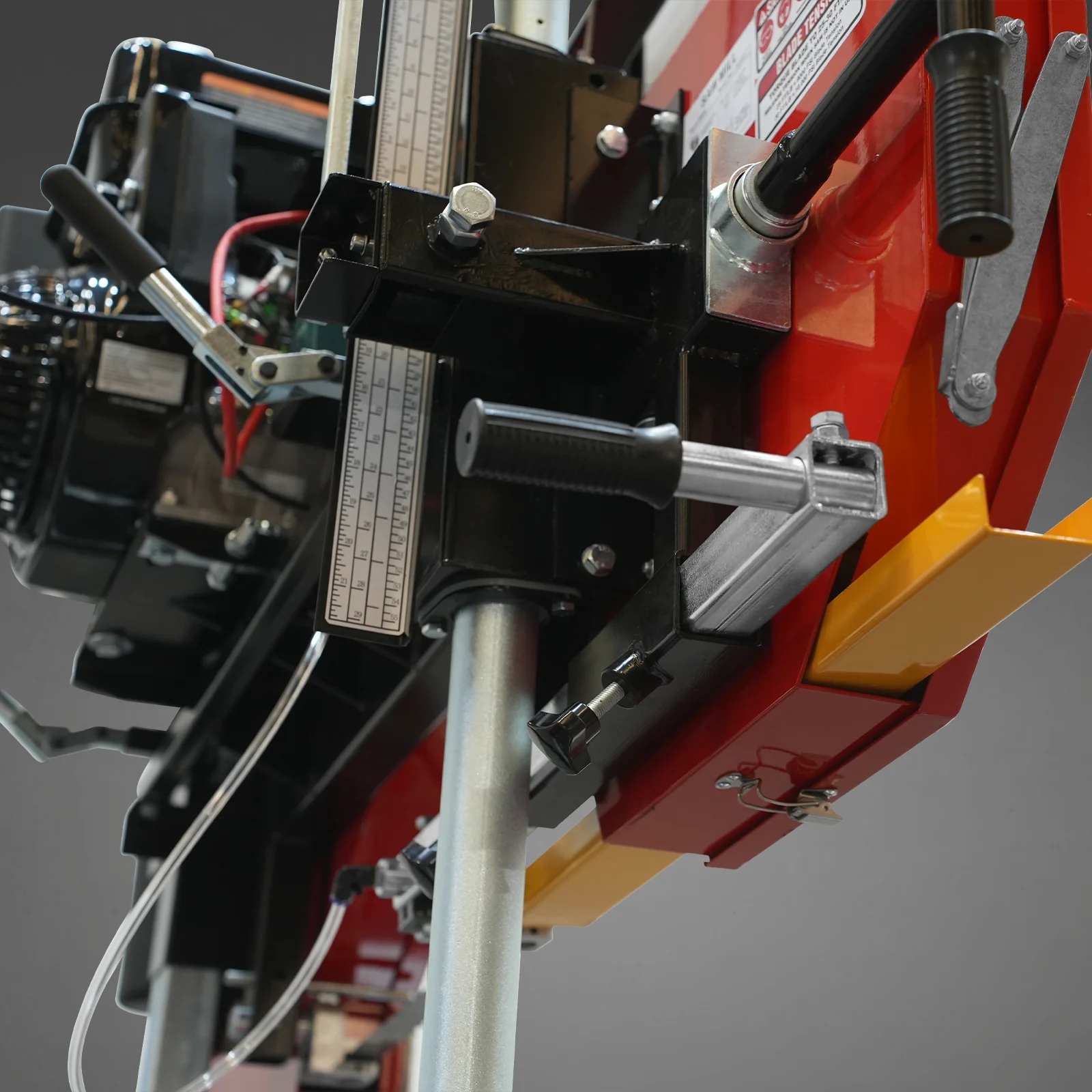 26" Portable Sawmill,  459cc 15HP E-Start Gasoline Engine,  20" Board  Width,  13' Track Length ,  SM-26 - Image 8