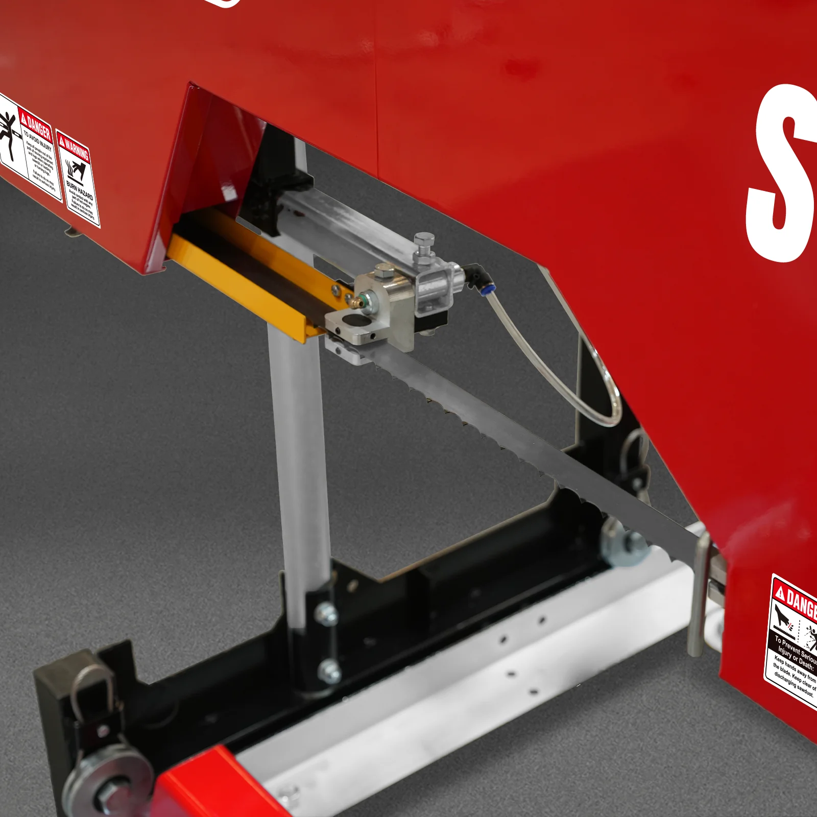 26" Portable Sawmill,  459cc 15HP E-Start Gasoline Engine,  20" Board  Width,  13' Track Length ,  SM-26 - Image 9