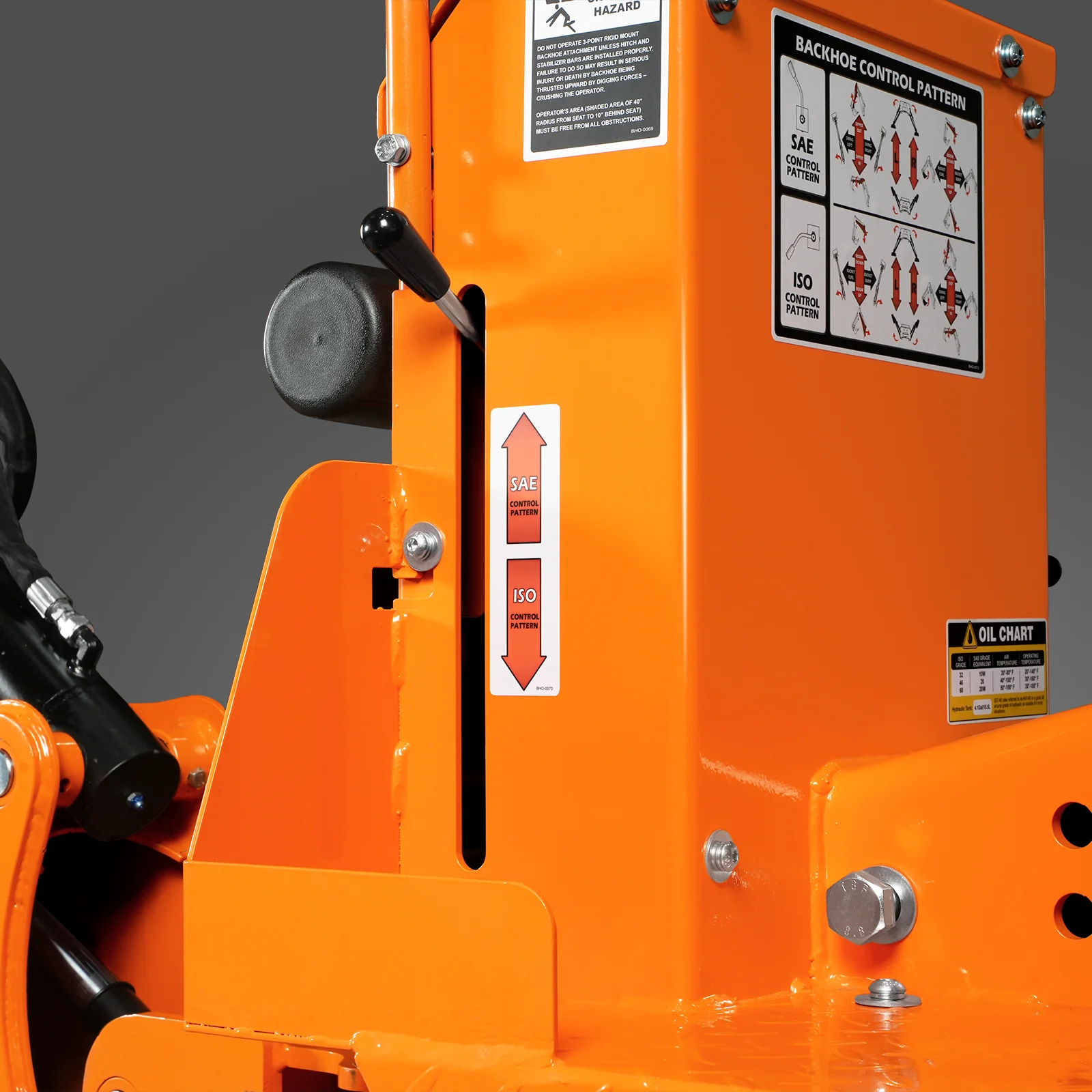 7' Tractor Backhoe Attachment with Mechanical Thumb,  12" Bucket,  ISO/SAE Switchable Controls,  Self-Contained Hydraulic System,  3 Point Hitch Cat.1,  15-50 HP,  BH660M - Image 9