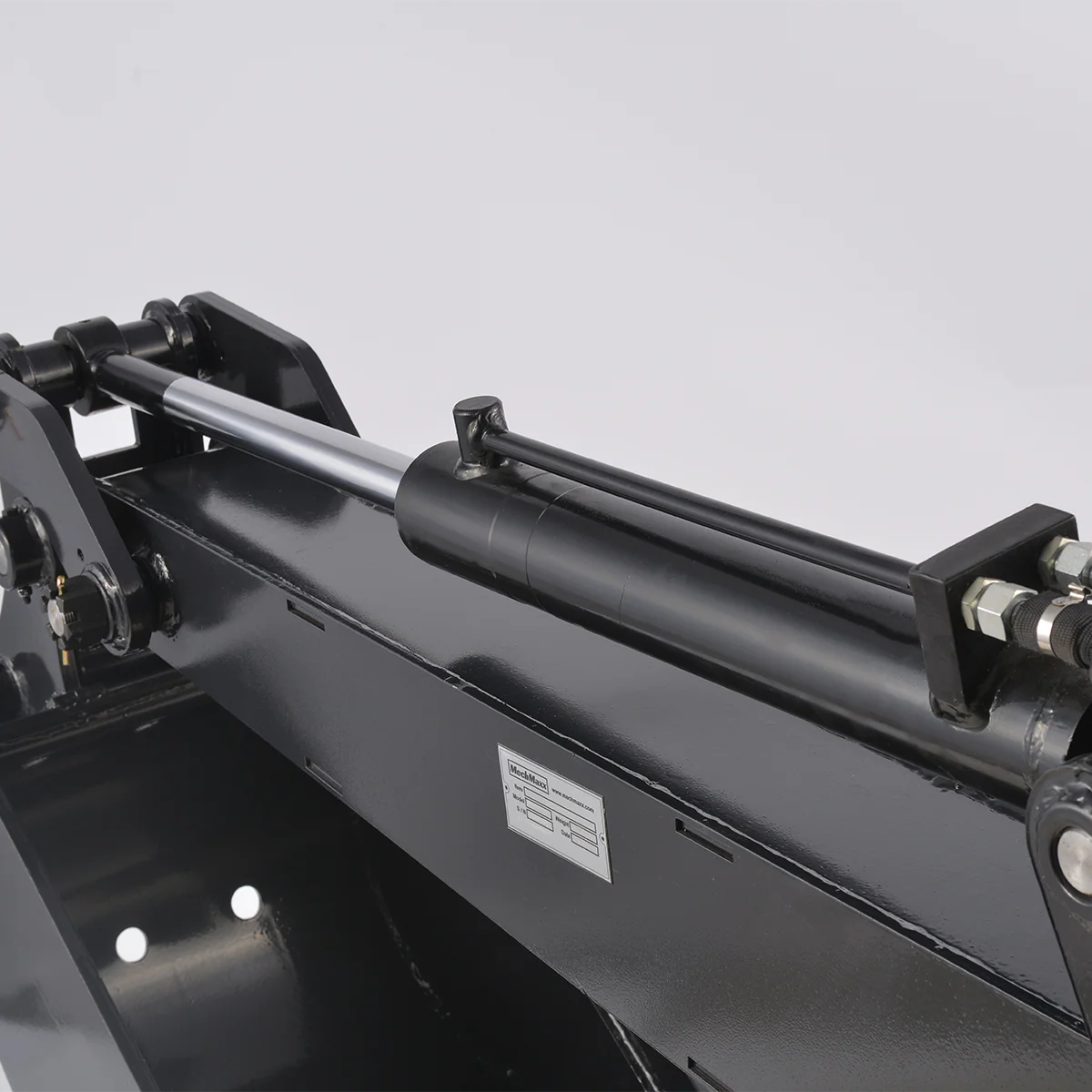 MechMaxx Skid Steer Backhoe Attachment, 14” Bucket Included, 78in Digging Depth,LBH-14 - Image 5