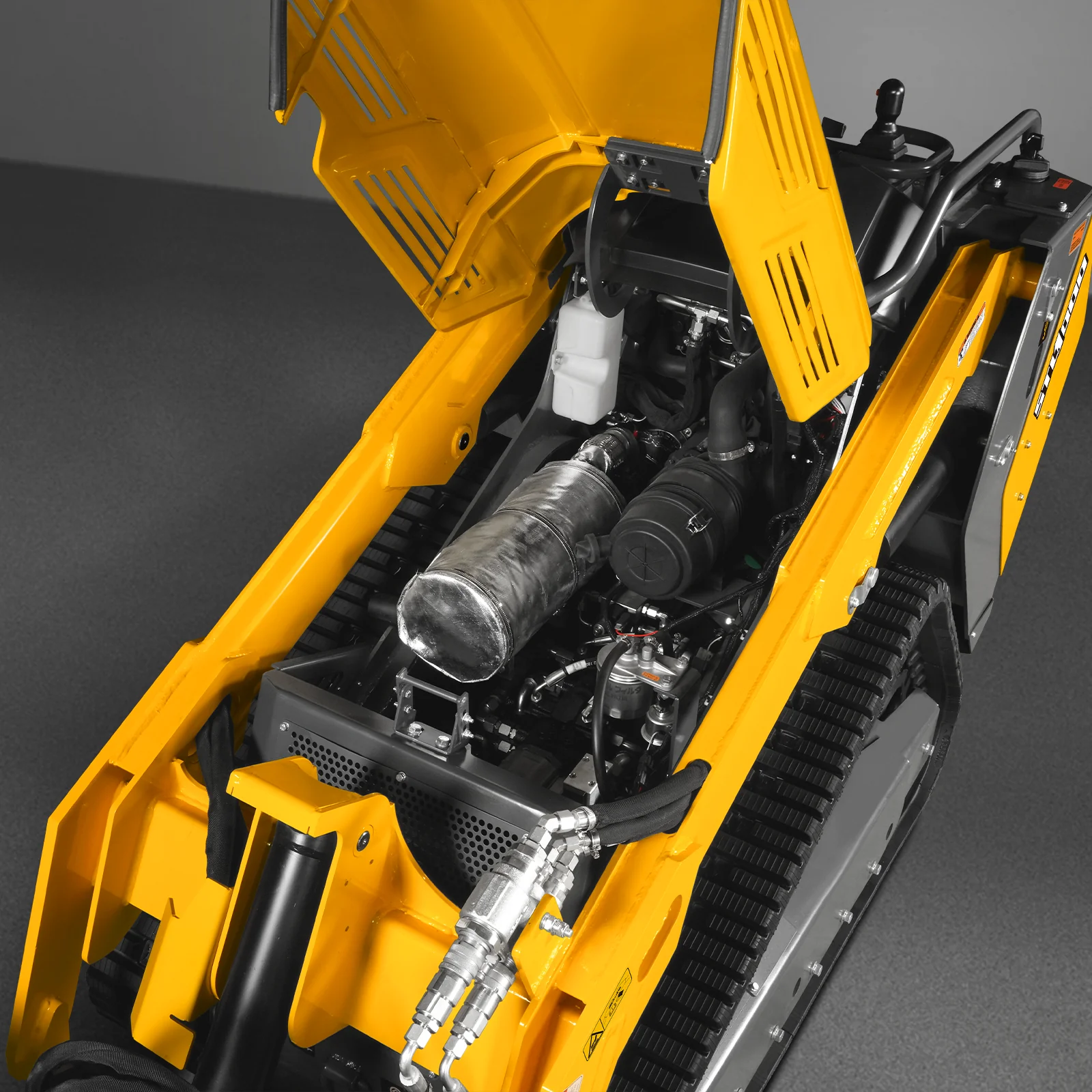 Mini Skid Steer Stand On Compact Track Loader ( 4 in 1 bucket included ) with 25HP KUBOTA D1105 Diesel Engine,  Common Industry Interface (CII),  CROBA  STL1000 - Image 39