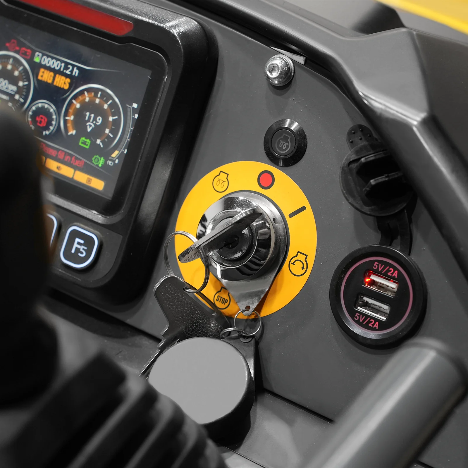 Mini Skid Steer Stand On Compact Track Loader ( 4 in 1 bucket included ) with 25HP KUBOTA D1105 Diesel Engine,  Common Industry Interface (CII),  CROBA  STL1000 - Image 51