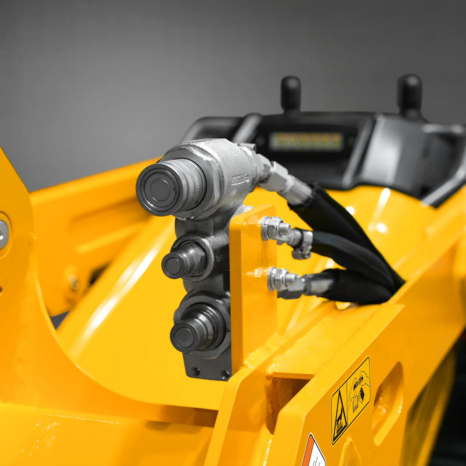 Mini Skid Steer Stand On Compact Track Loader ( 4 in 1 bucket included ) with 25HP KUBOTA D1105 Diesel Engine,  Common Industry Interface (CII),  CROBA  STL1000 - Image 53